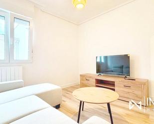 Living room of Flat to rent in Bilbao   with Heating