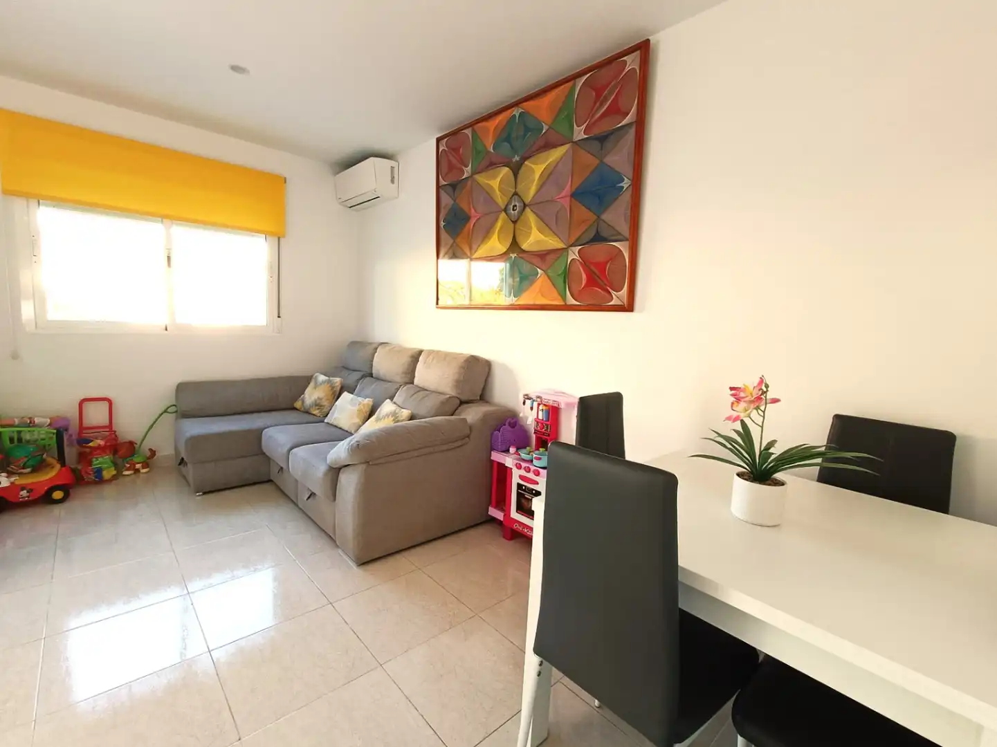 Sala de estar de Casa adosada en venta en Sagra con Aire acondicionado, Calefacción y Terraza