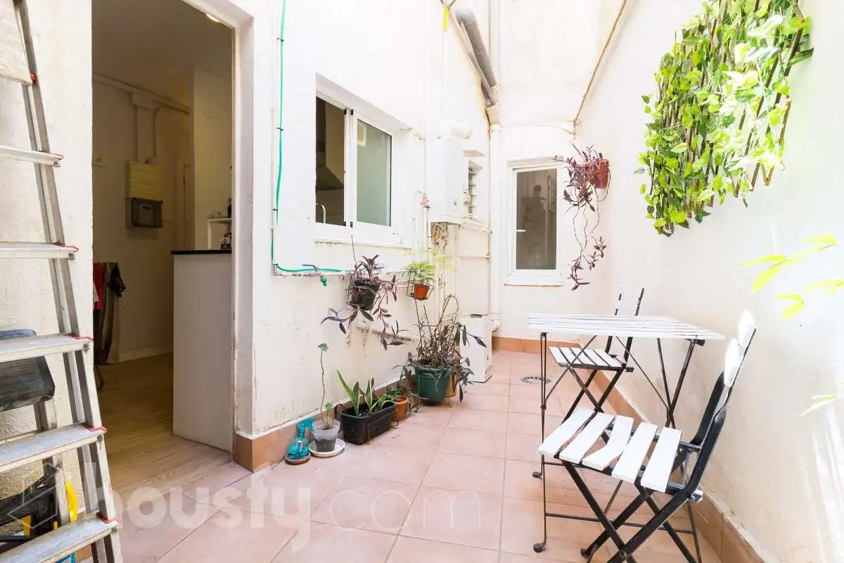 Terrasse von Erdgeschoss zum Verkauf in Barcelona mit Heizung, Parkett und Terrasse