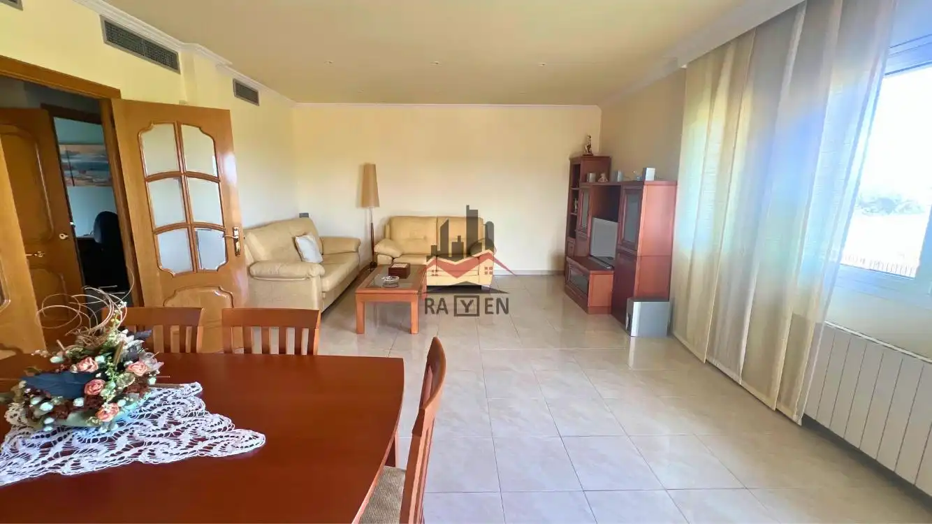 Houses for sale in Riu Muga, Vilamalla