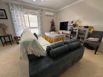 Living room of Flat for sale in  Sevilla Capital  with Terrace