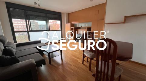 Foto 2 de Pis de lloguer a De Clara Campoamor, Dehesa Vieja - Puente Cultural, Madrid