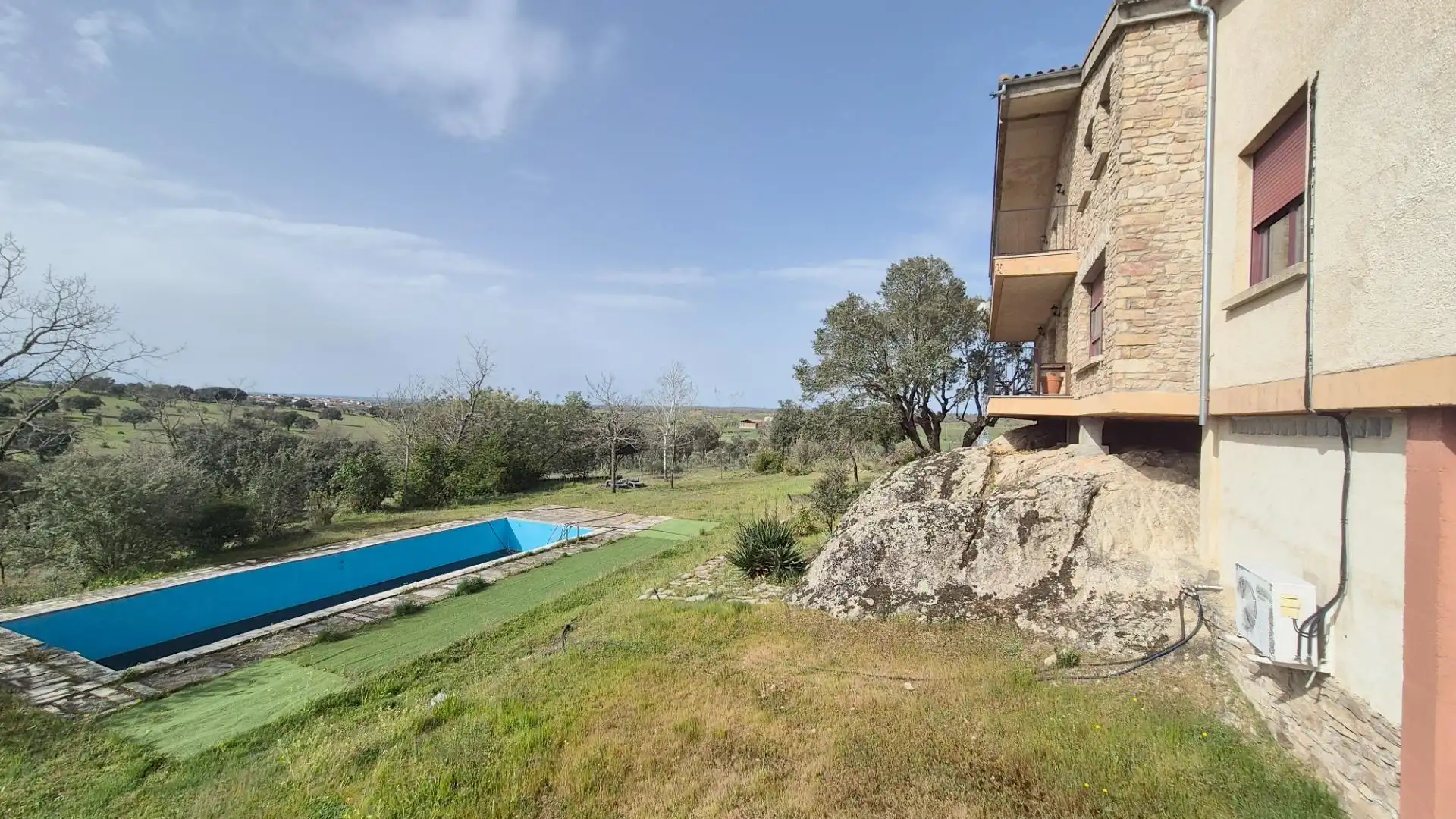 Vista exterior de Casa o chalet en venta en Cipérez con Piscina