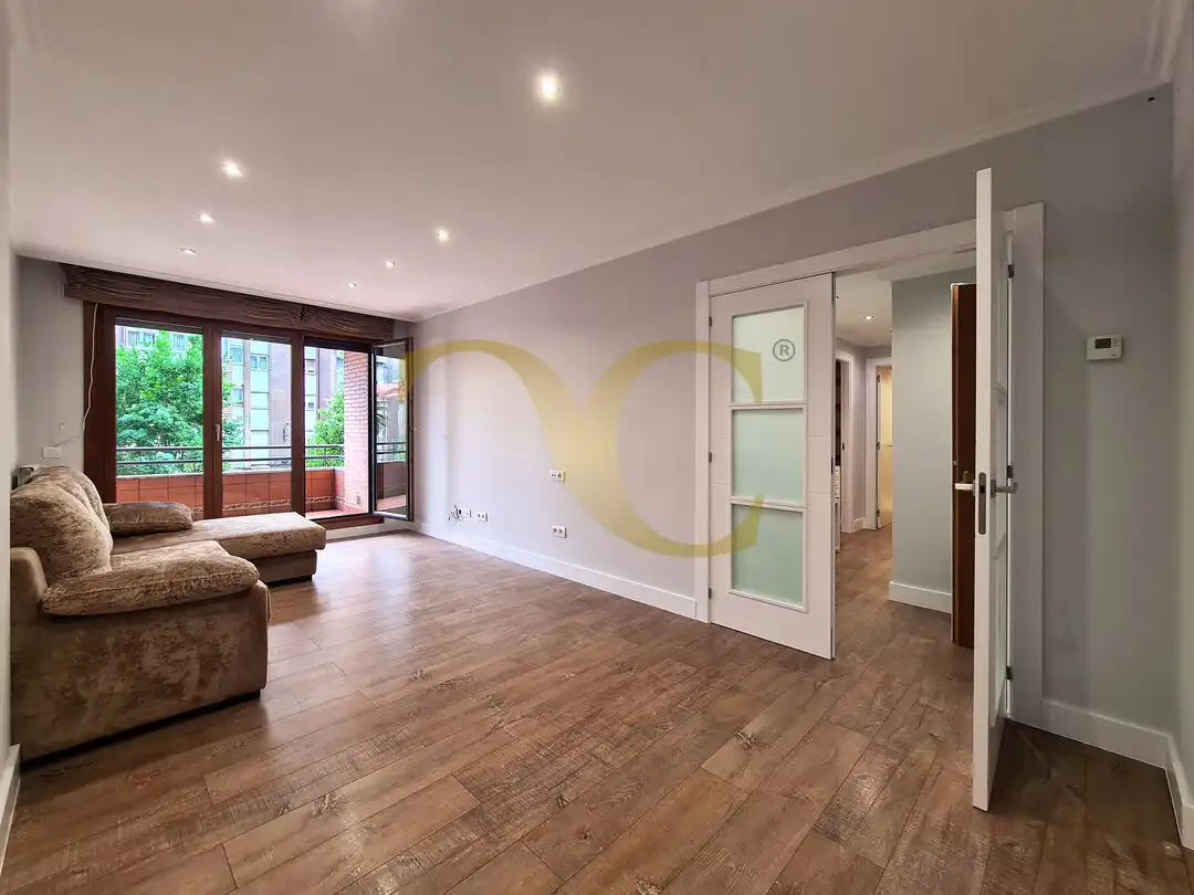 Sala de estar de Piso en venta en Gijón  con Calefacción, Jardín privado y Terraza