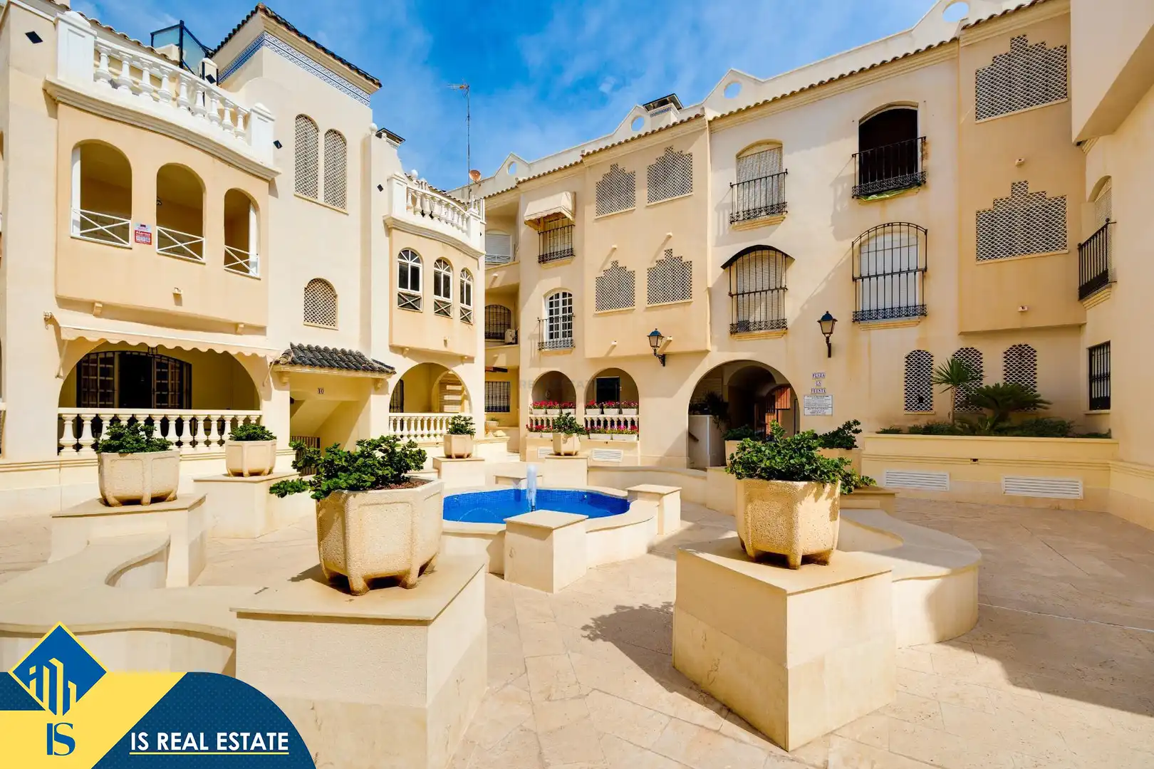 Apartamento con piscina en venta en Playa de los Locos, imagen 34