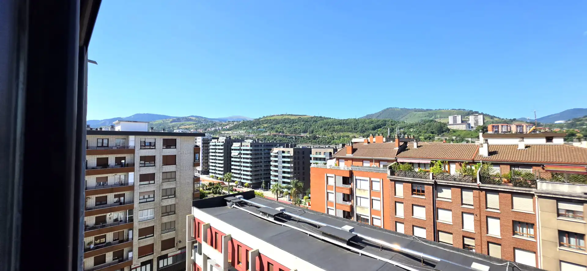 Vista exterior de Dúplex en venta en Bilbao  con Calefacción, Amueblado y Horno