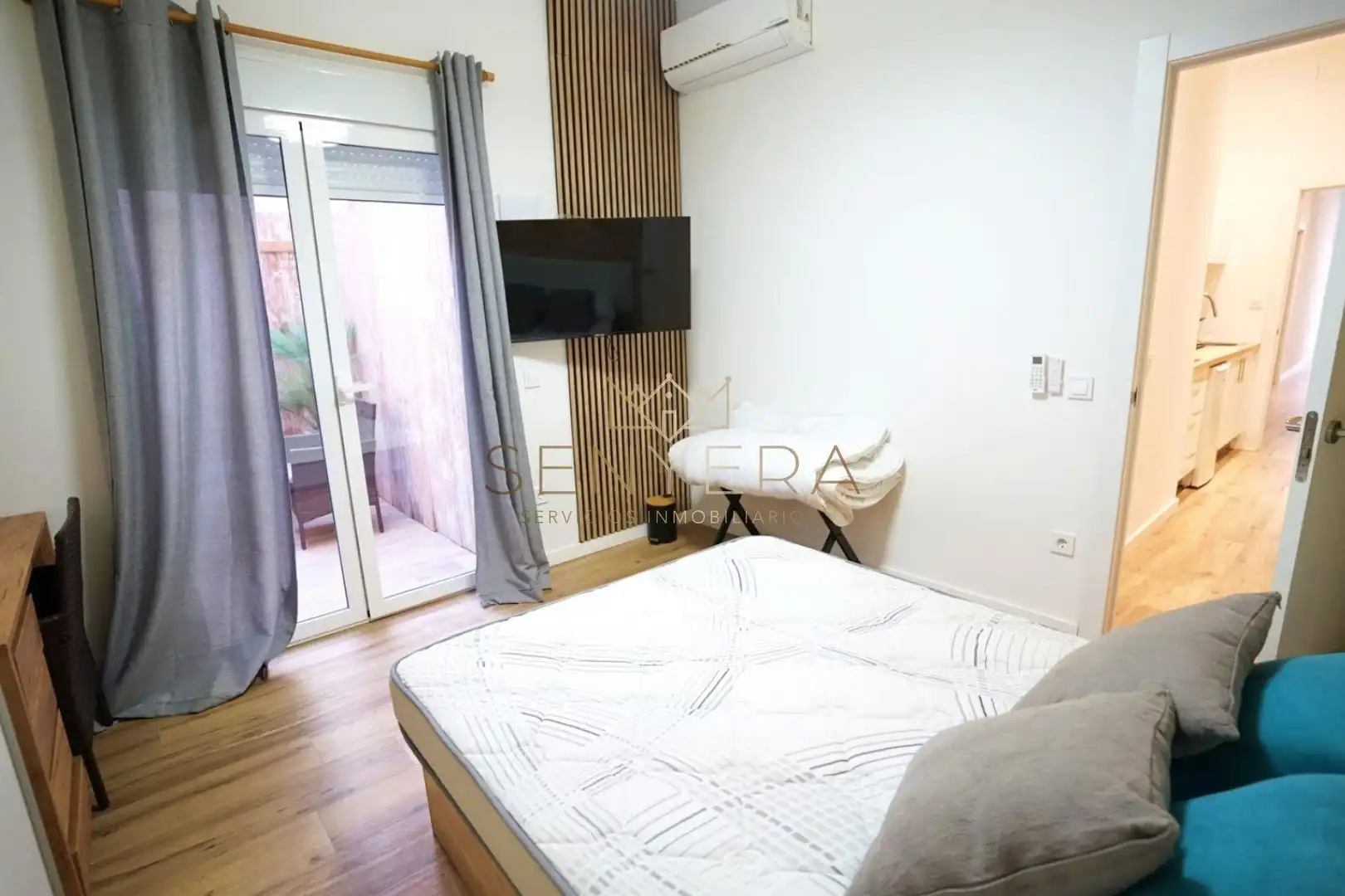 Schlafzimmer von Erdgeschoss zum Verkauf in Valencia mit Klimaanlage und Terrasse