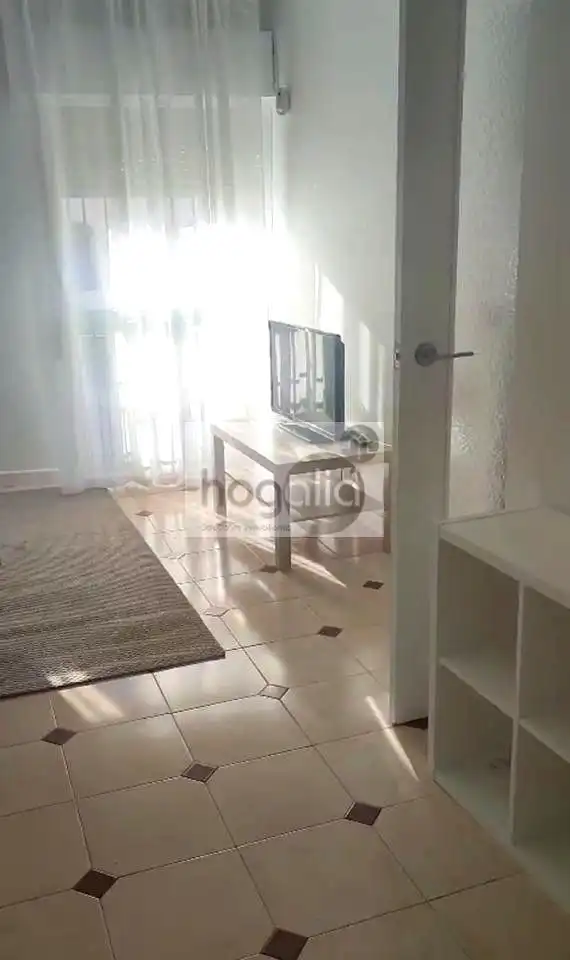 Sala de estar de Piso de alquiler en Sevilla con Aire acondicionado, Amueblado y Balcón