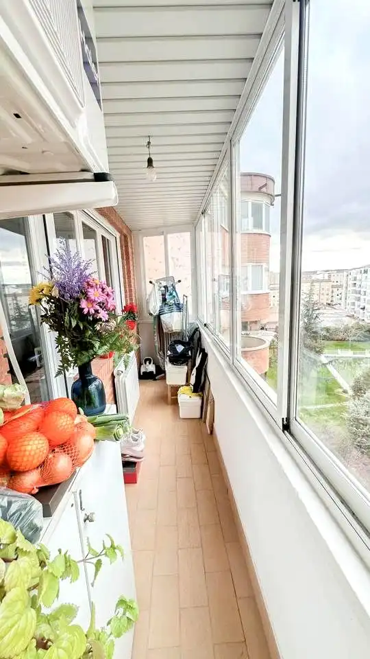 Terrassa de Apartament en venda en  Logroño amb Aire condicionat, Calefacció i Terrassa