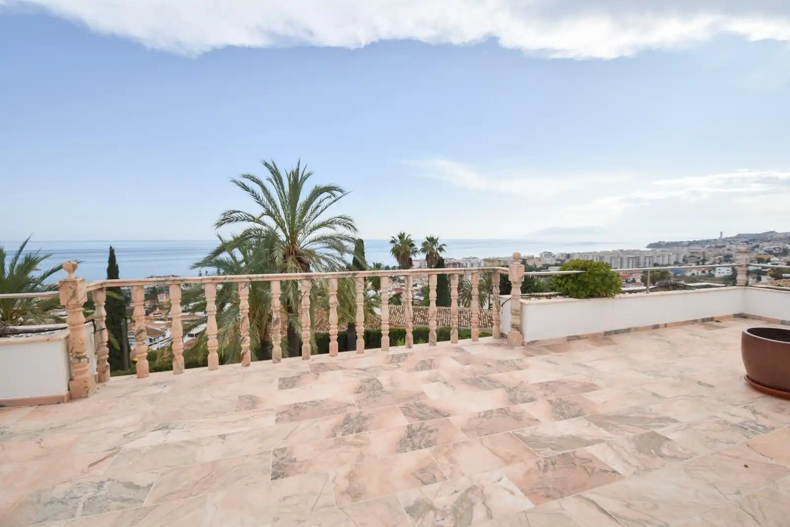 Terraza de Casa o chalet de alquiler en Rincón de la Victoria con Aire acondicionado, Calefacción y Jardín privado