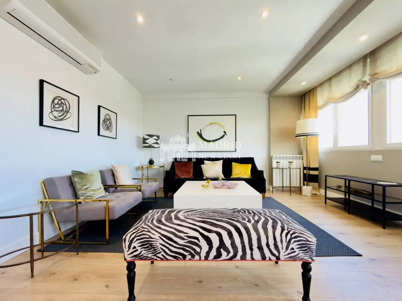 Flat with lift for sale in Calle Cea Bermúdez, imagen 4
