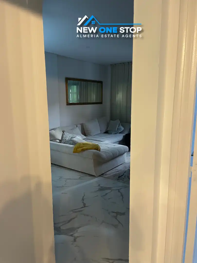 Sala d'estar de Apartament en venda en Mojácar amb Aire condicionat, Calefacció i Jardí privat