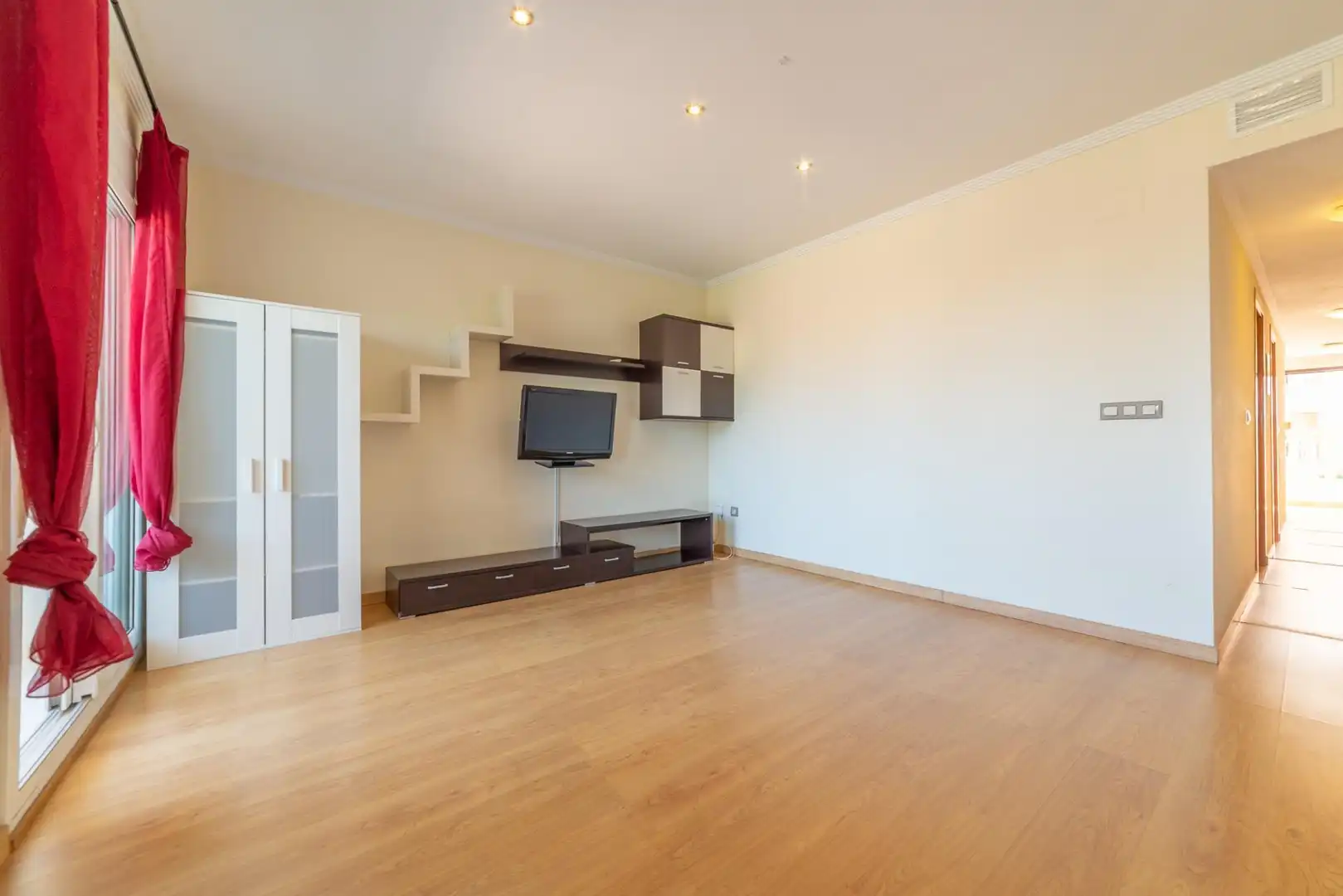 Sala de estar de Apartamento en venta en San Pedro del Pinatar con Trastero, Amueblado y Alarma