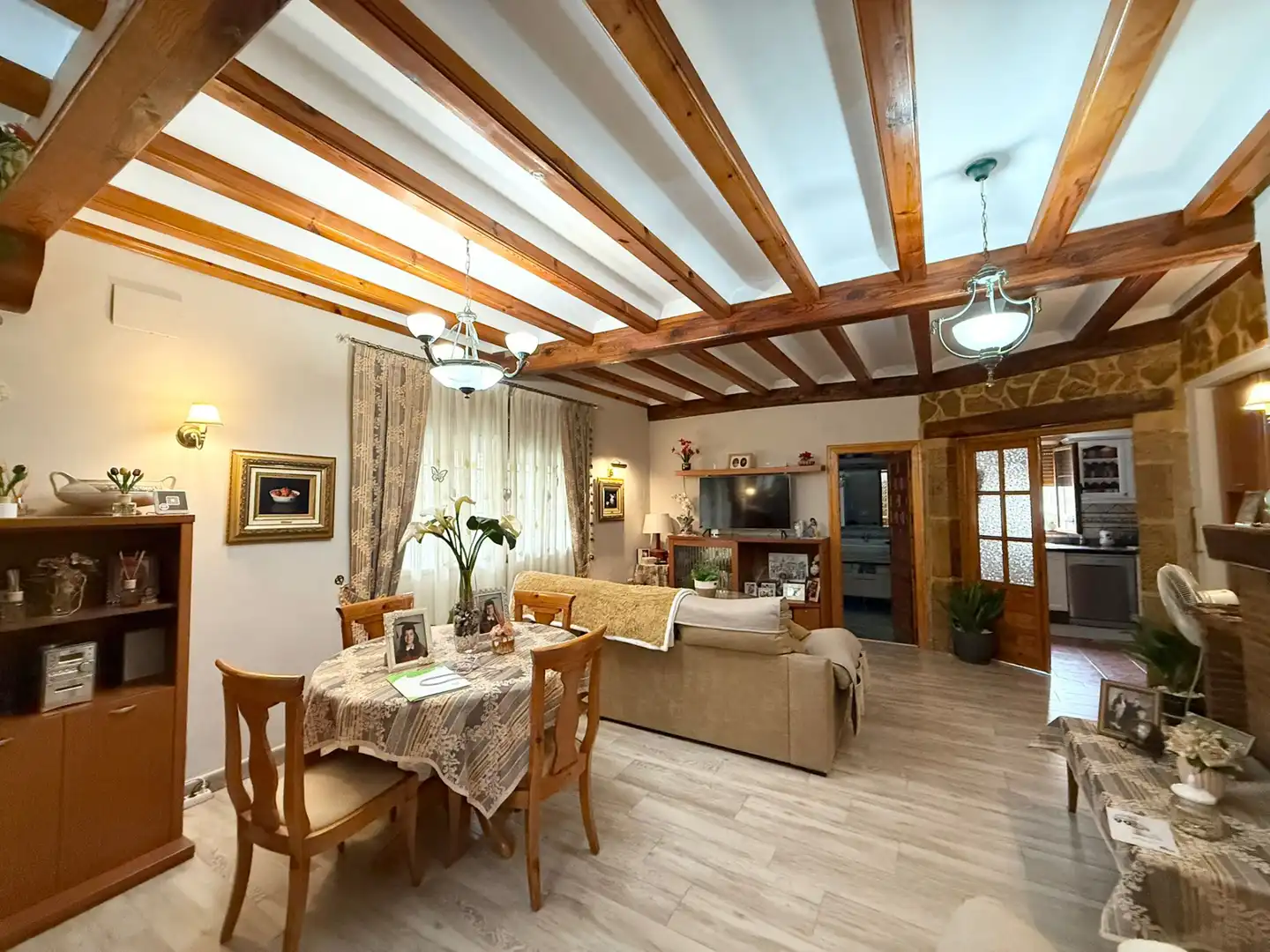 Wohnzimmer von Haus oder Chalet zum Verkauf in Elda mit Klimaanlage, Heizung und Privatgarten