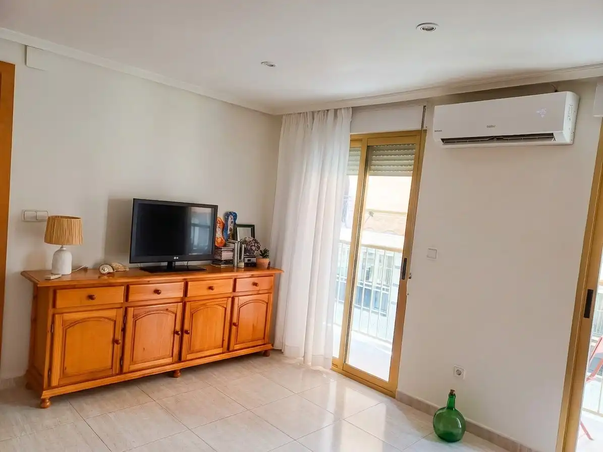 Sala de estar de Piso de alquiler en Santa Pola con Aire acondicionado, Terraza y Amueblado