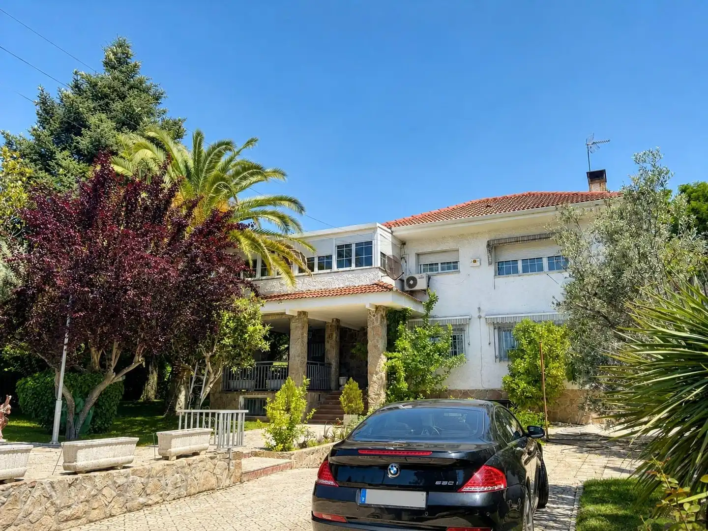 Vista exterior de Casa o chalet en venta en Villaviciosa de Odón con Aire acondicionado, Calefacción y Jardín privado