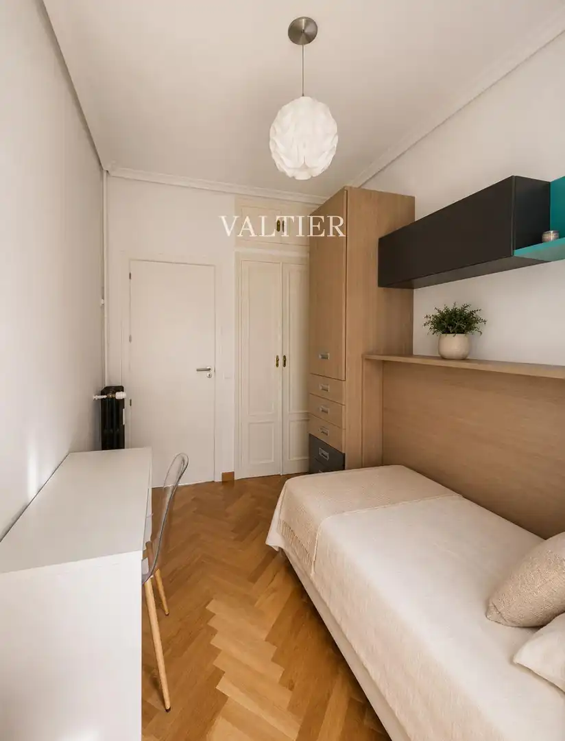 Habitación de Piso de alquiler en Chamberí