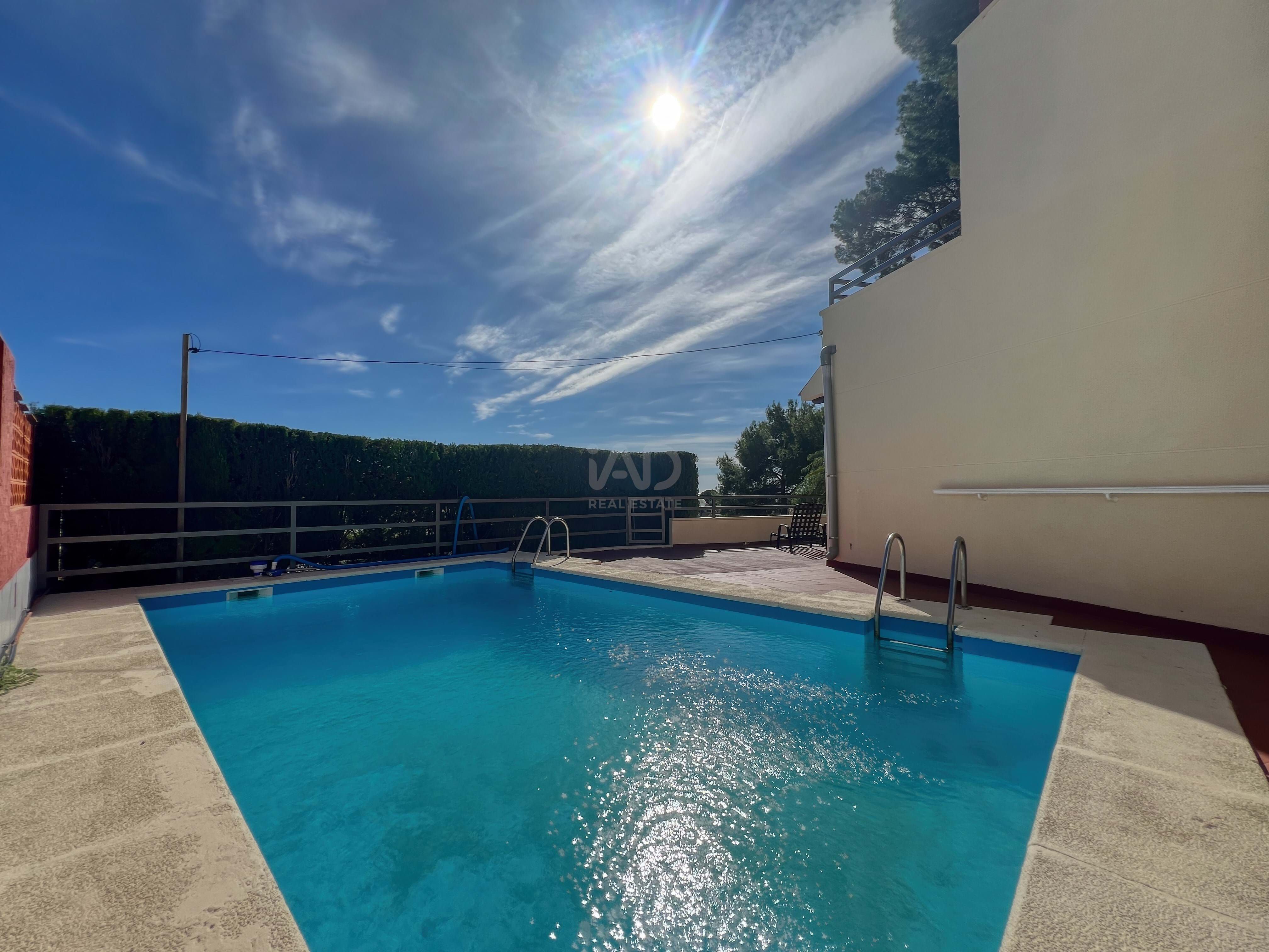 Piscina de Casa o xalet en venda en  Tarragona Capital amb Aire condicionat, Calefacció i Terrassa