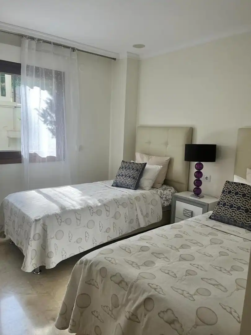 Apartamento con piscina en venta en Marbella Centro, imagen 3