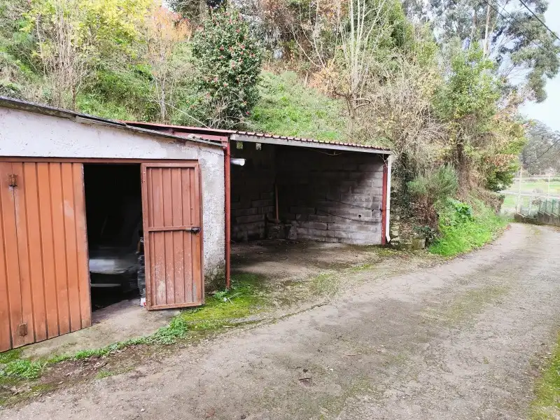 Parkplatz von Country house zum Verkauf in Pravia mit Heizung, Terrasse und Möbliert