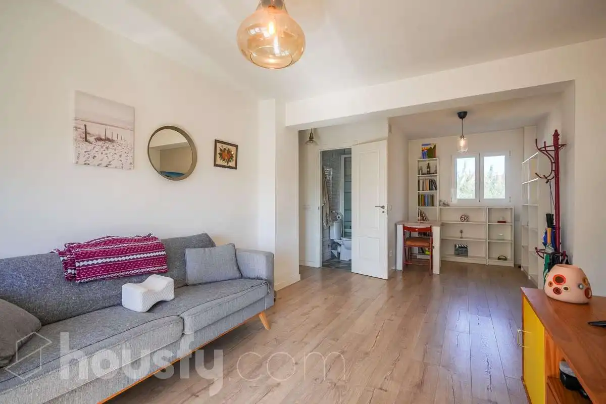 Sala de estar de Piso en venta en Madrid con Calefacción, Terraza y Trastero