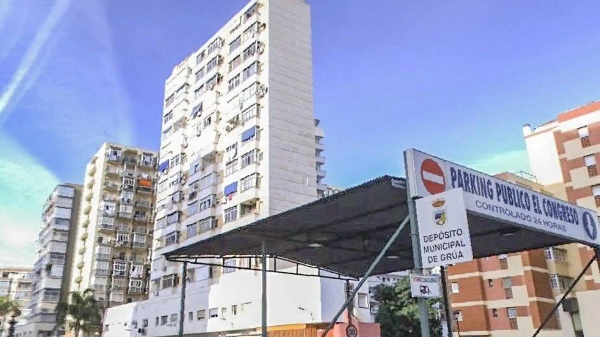 Vista exterior de Piso en venta en Torremolinos