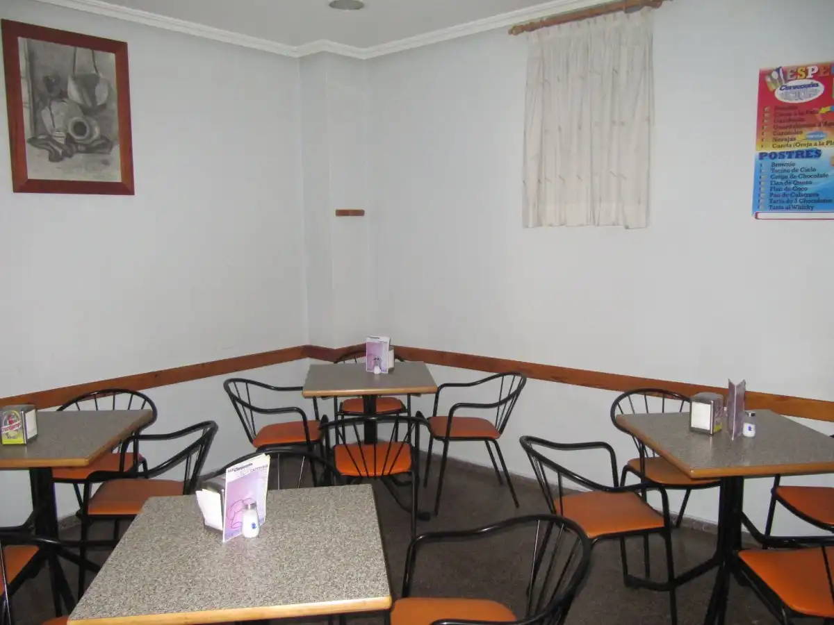 Local comercial en traspàs a Novelda, imagen 4