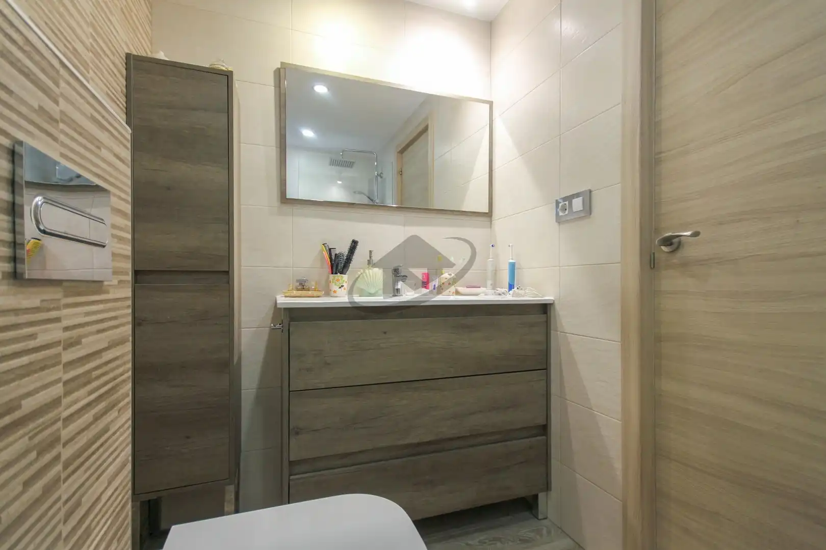 Baño de Ático en venta en Badia del Vallès con Calefacción y Balcón