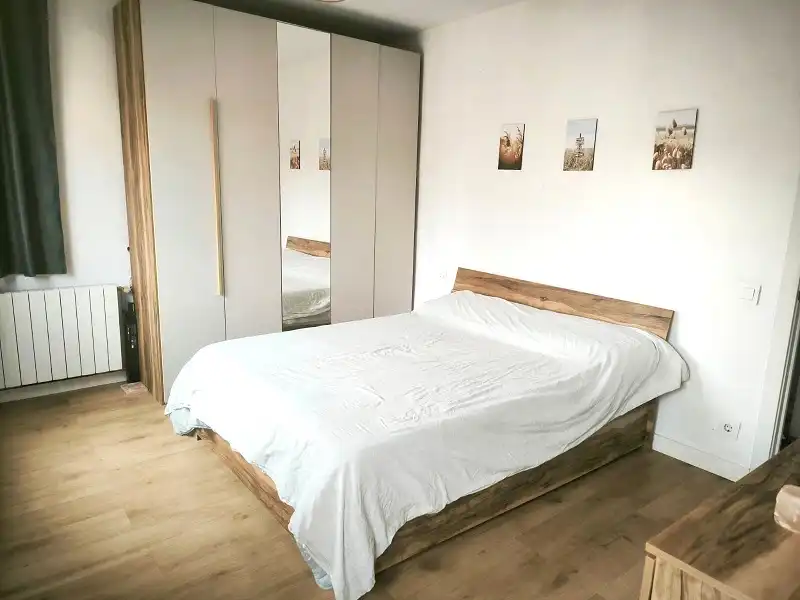 Habitación de Piso en venta en Vilanova del Camí con Calefacción, Parquet y Horno