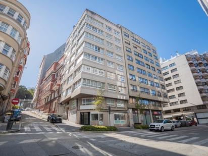 Vista exterior de Oficina en venda en A Coruña Capital 