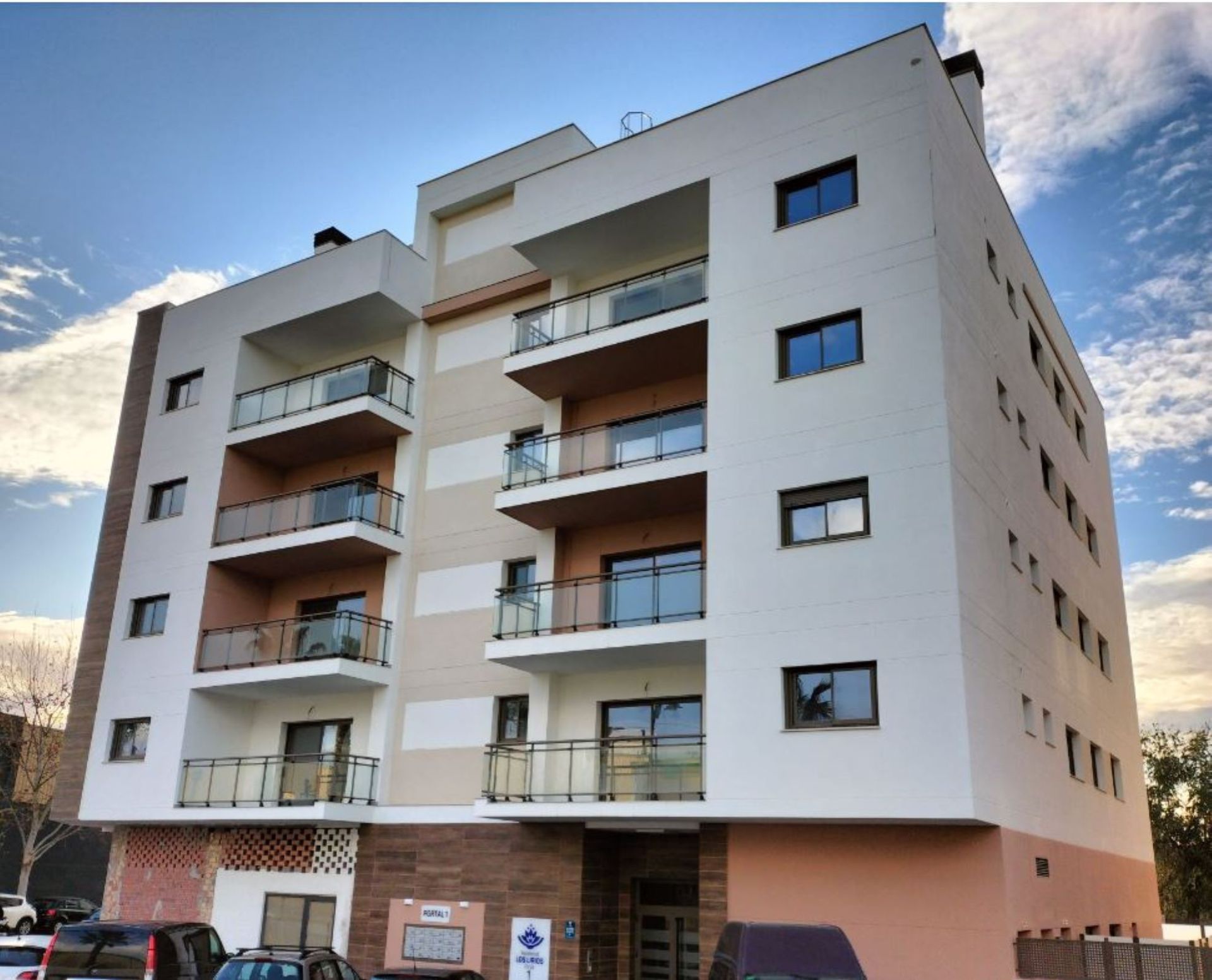 Flat for sale in Avenida de Andalucía, Las Flores
