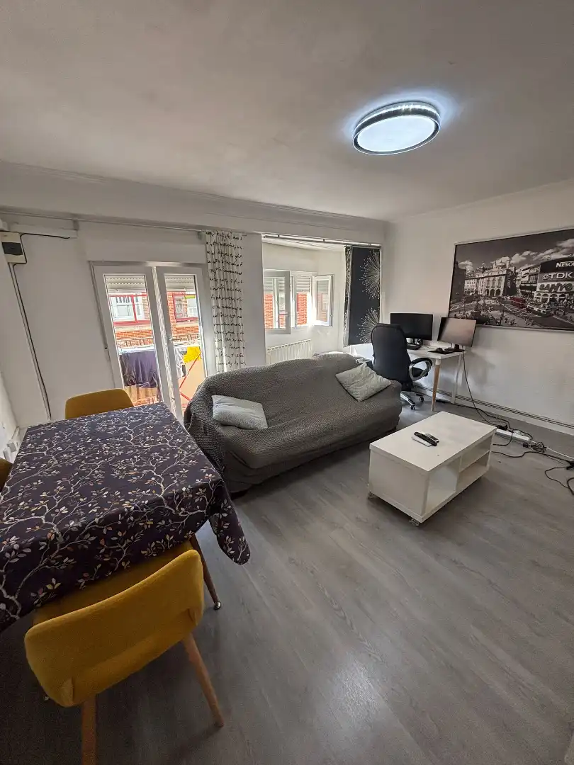 Sala de estar de Piso de alquiler en Zaragoza con Calefacción, Amueblado y Horno