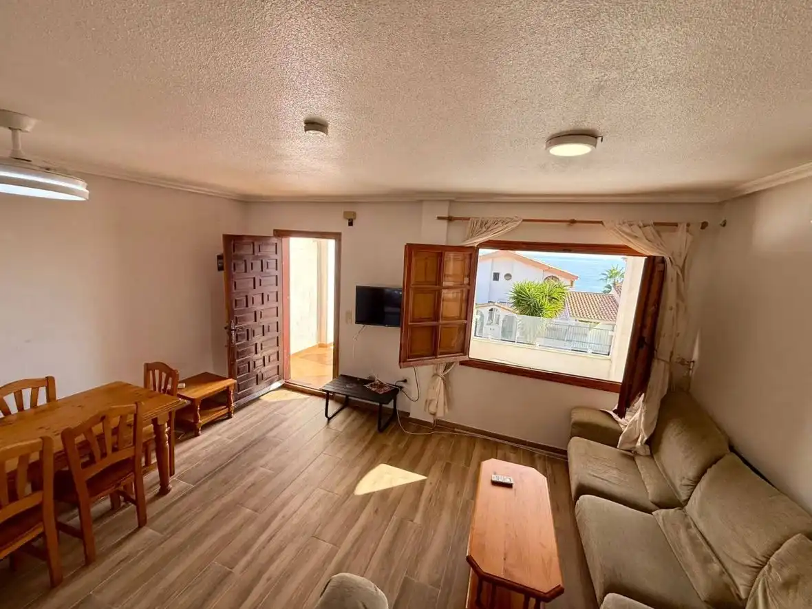 Bungalow amb piscina en venda a AVENIDA ESCANDINAVIA, imagen 4