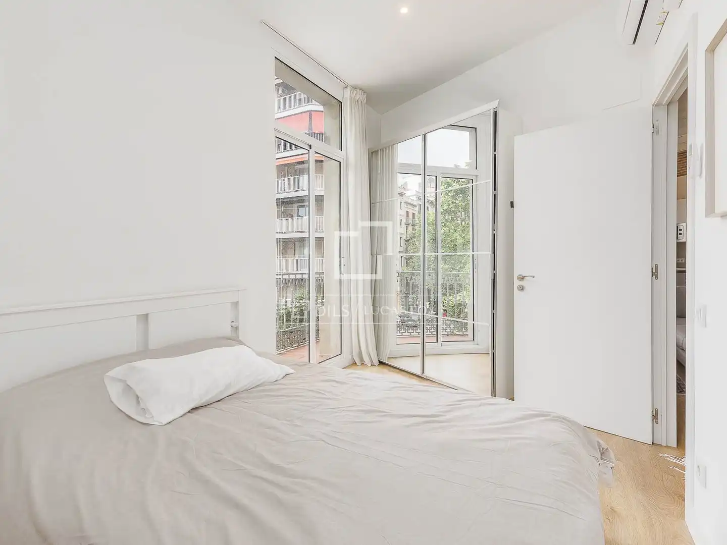 Habitación de Piso en venta en Barcelona con Aire acondicionado, Calefacción y Parquet