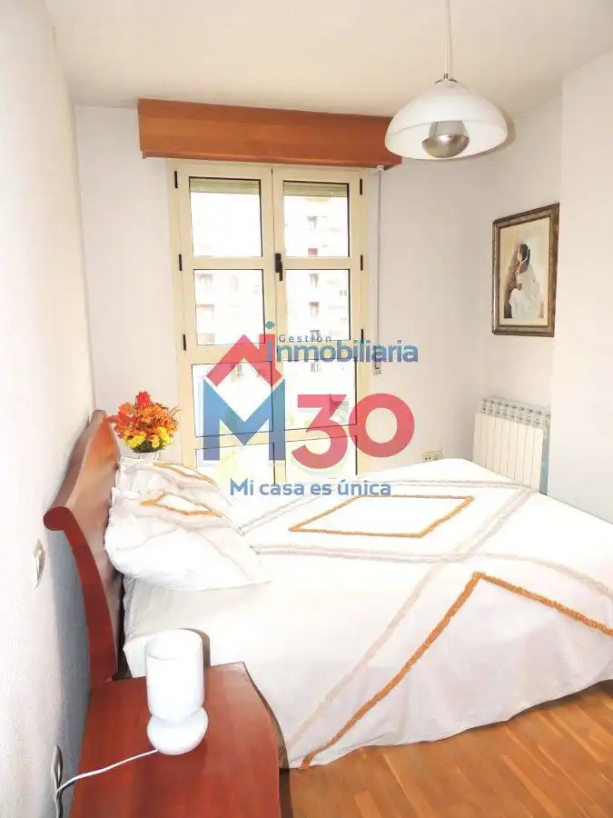 Bedroom of Apartments for sale in Miranda de Ebro  with Heating, Parquet flooring and Storage room