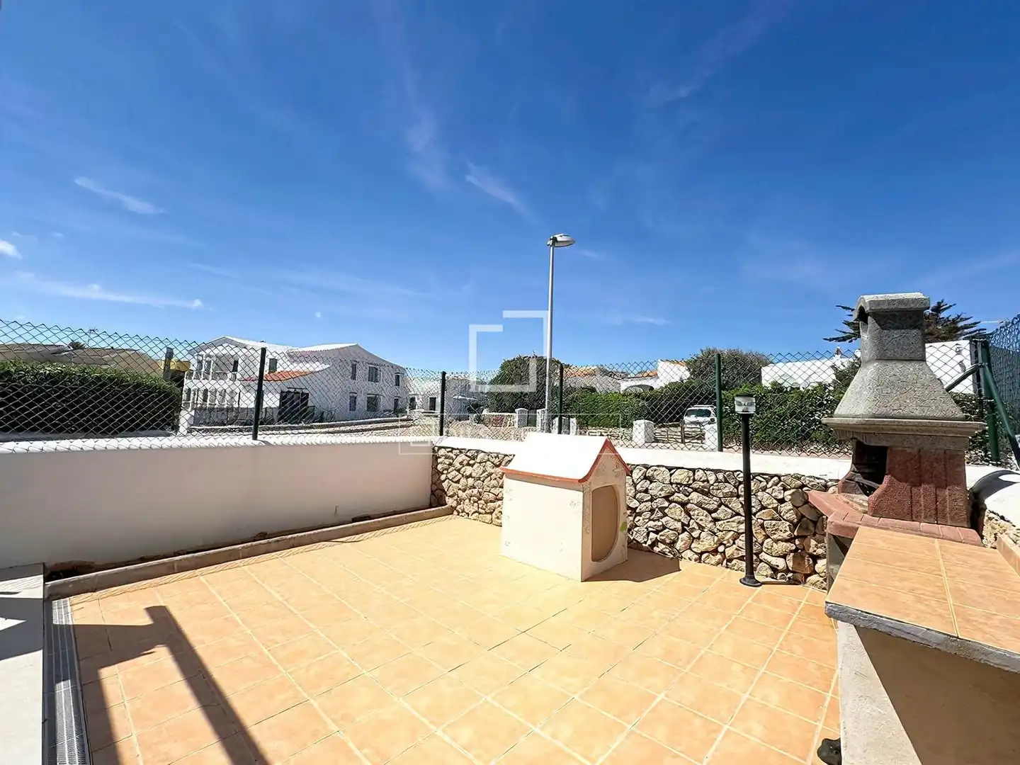 Vista exterior de Casa o xalet en venda en Es Mercadal amb Aire condicionat, Calefacció i Parquet