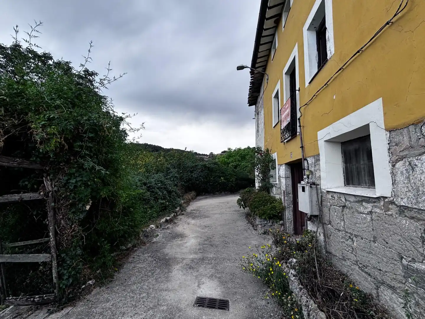 Vista exterior de Finca rústica en venta en Valle de Oca con Calefacción y Jardín privado