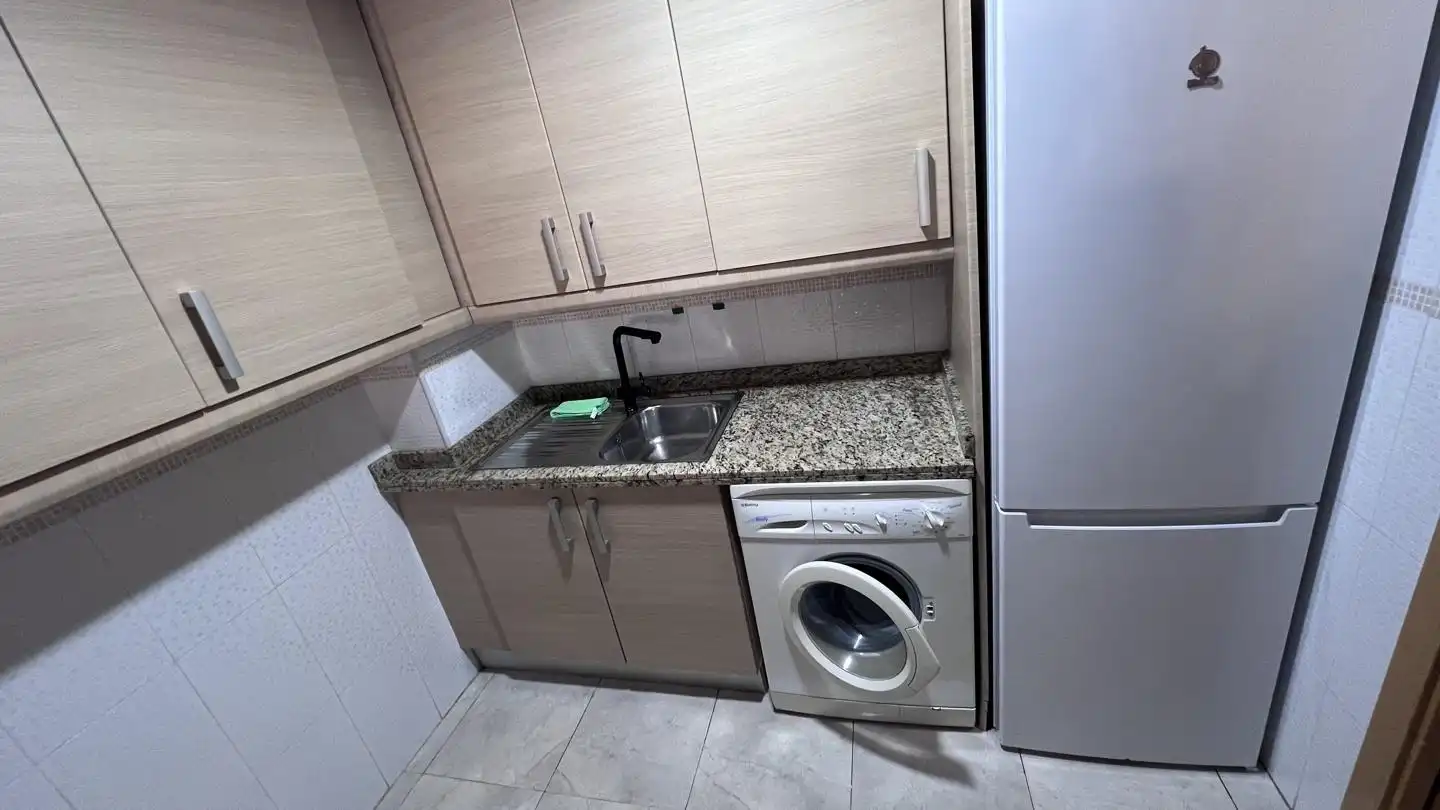 Cuina de Apartament en venda en Benicarló amb Aire condicionat, Terrassa i Moblat