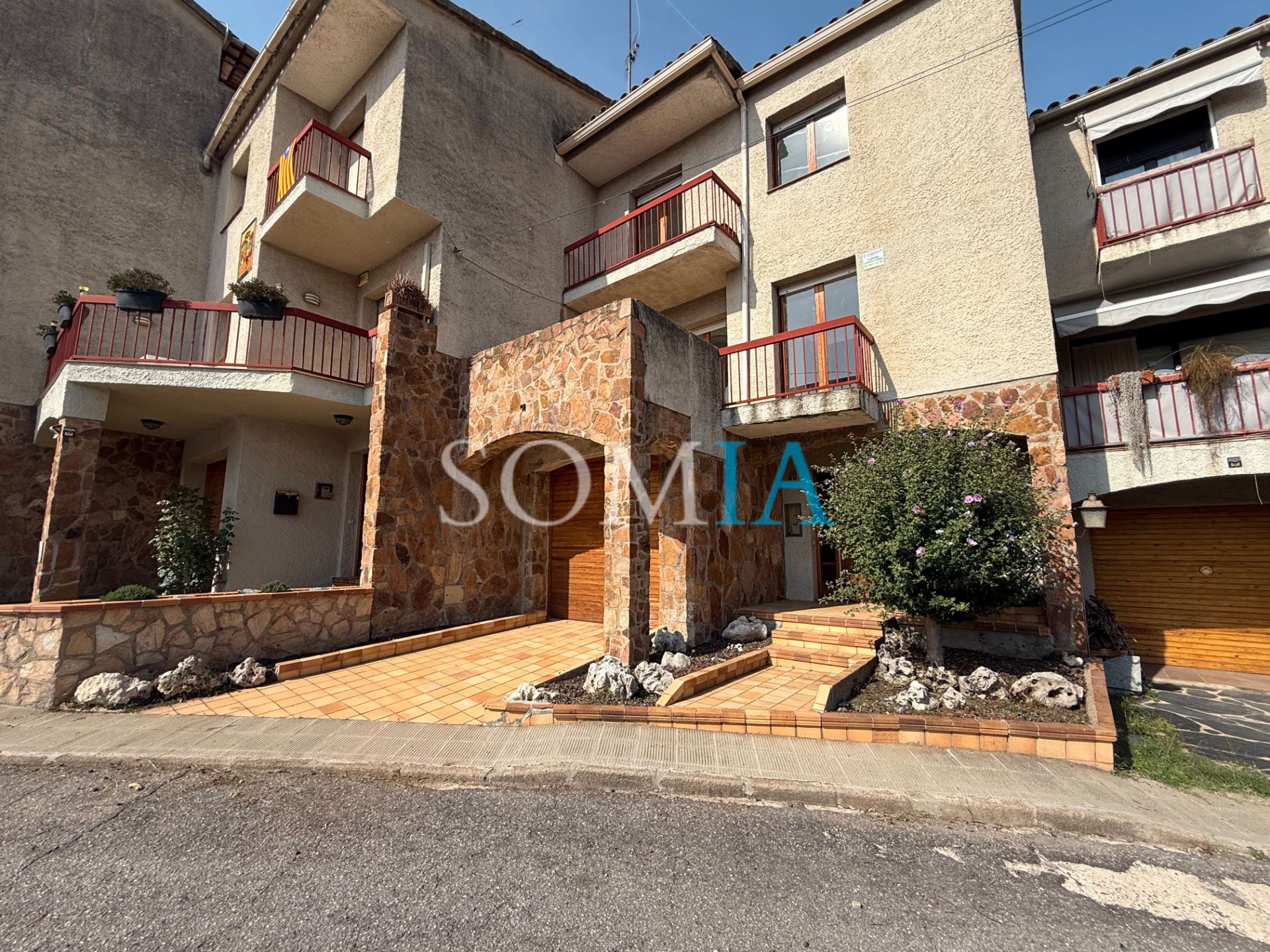 Single-family semi-detached for sale