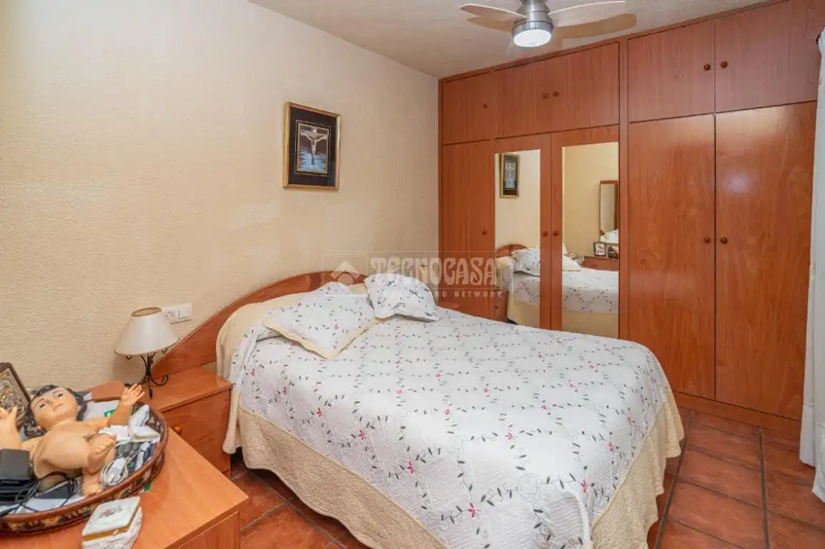 Habitación de Finca rústica en venta en Linares con Aire acondicionado, Jardín privado y Terraza