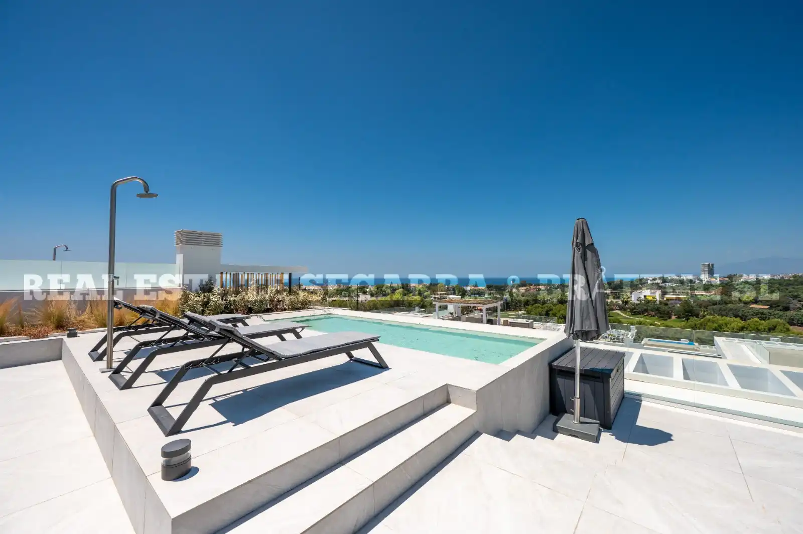 Terrace of Attic for sale in Marbella  with Air Conditioner, Heating and Terrace