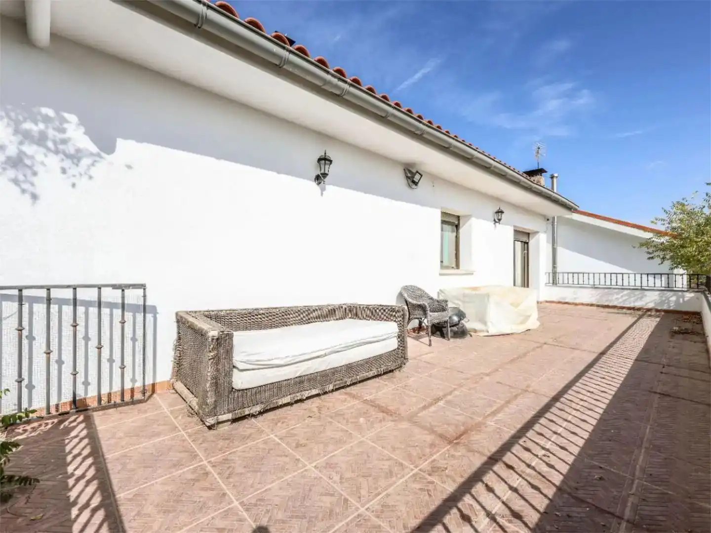Chalet con jardín en venta en Calle ALmendro 25, imagen 7