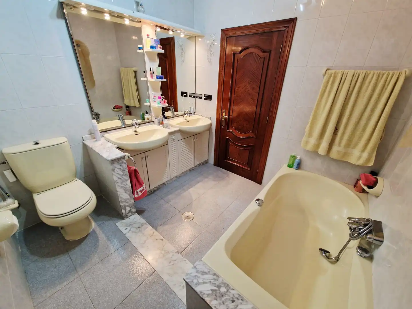 Baño de Casa o chalet en venta en Castrillón con Calefacción, Terraza y Trastero
