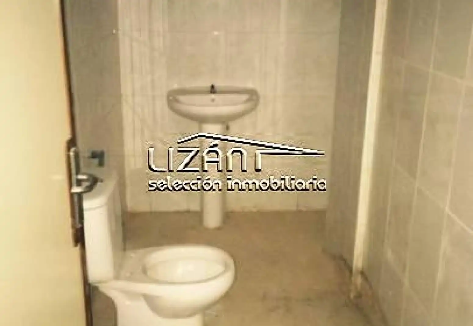 Business premises for sale in Oviedo - Calle fuertes acevedo, imagen 7