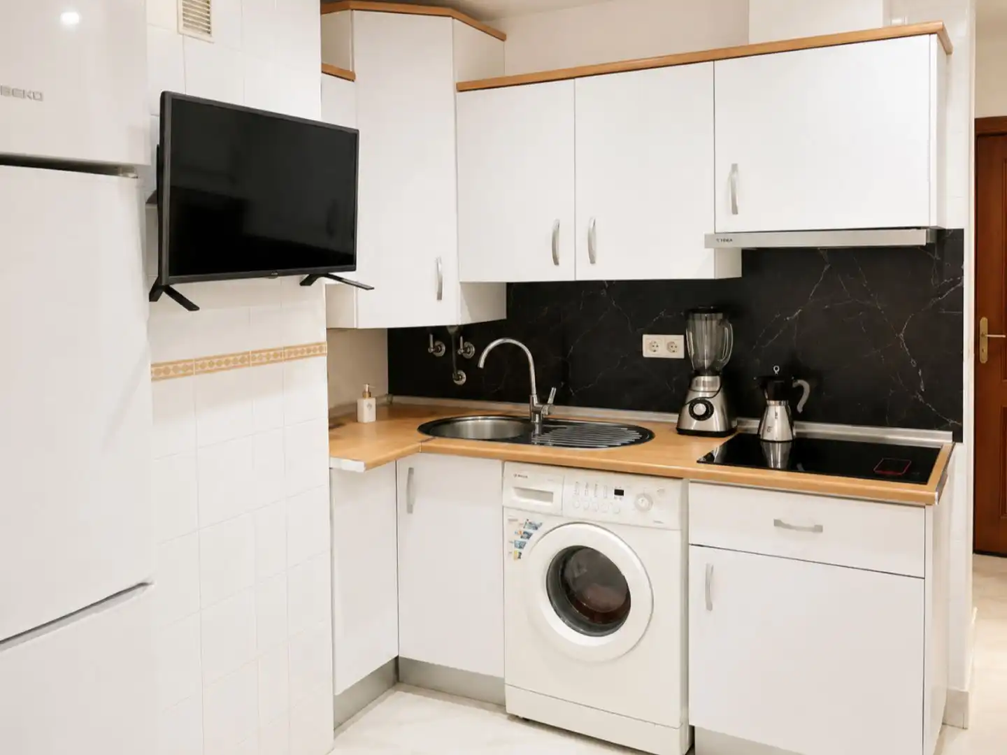 Cocina de Oficina en venta en Fuengirola con Aire acondicionado, Calefacción y Terraza