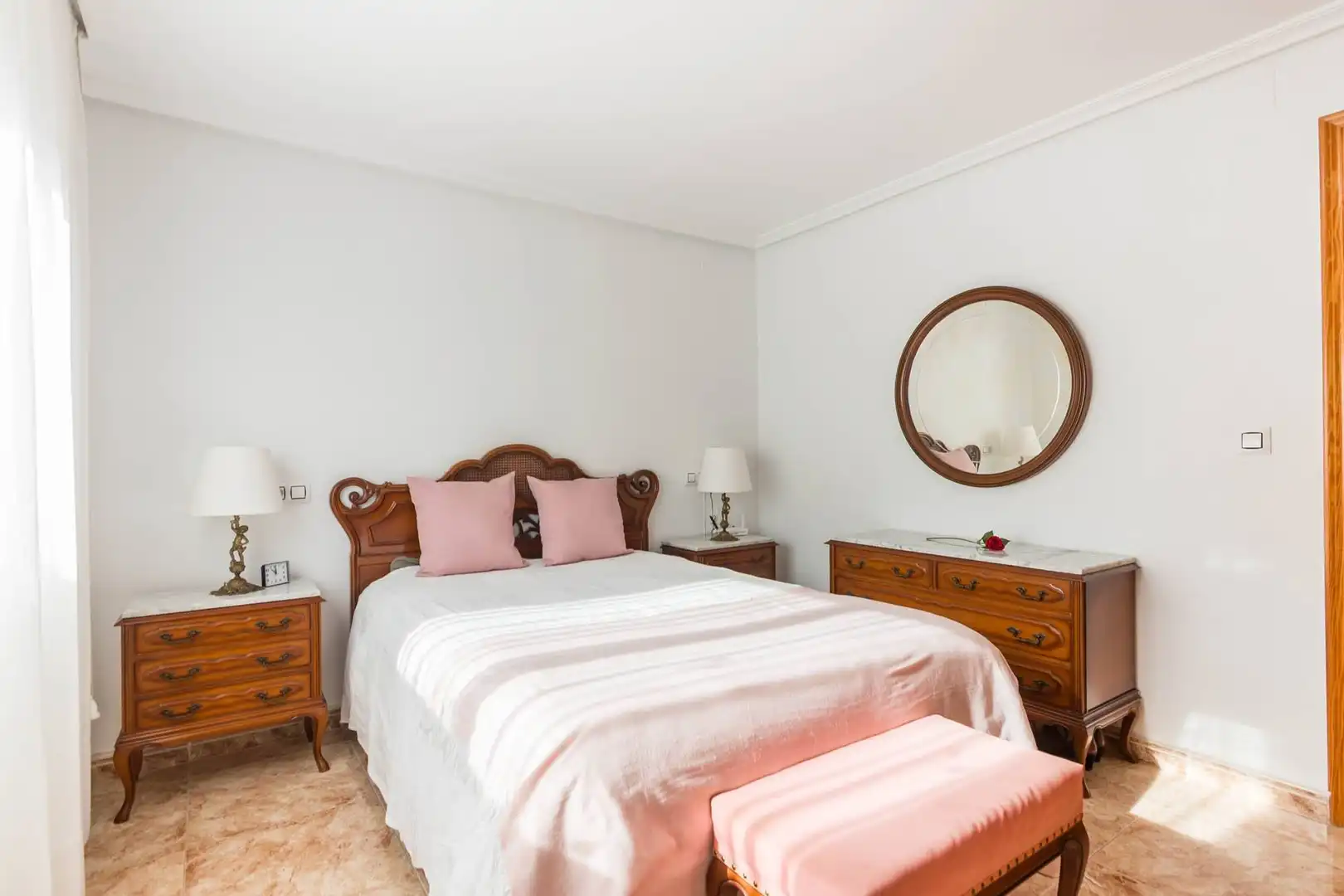 Habitación de Dúplex en venta en Murcia con Aire acondicionado y Calefacción