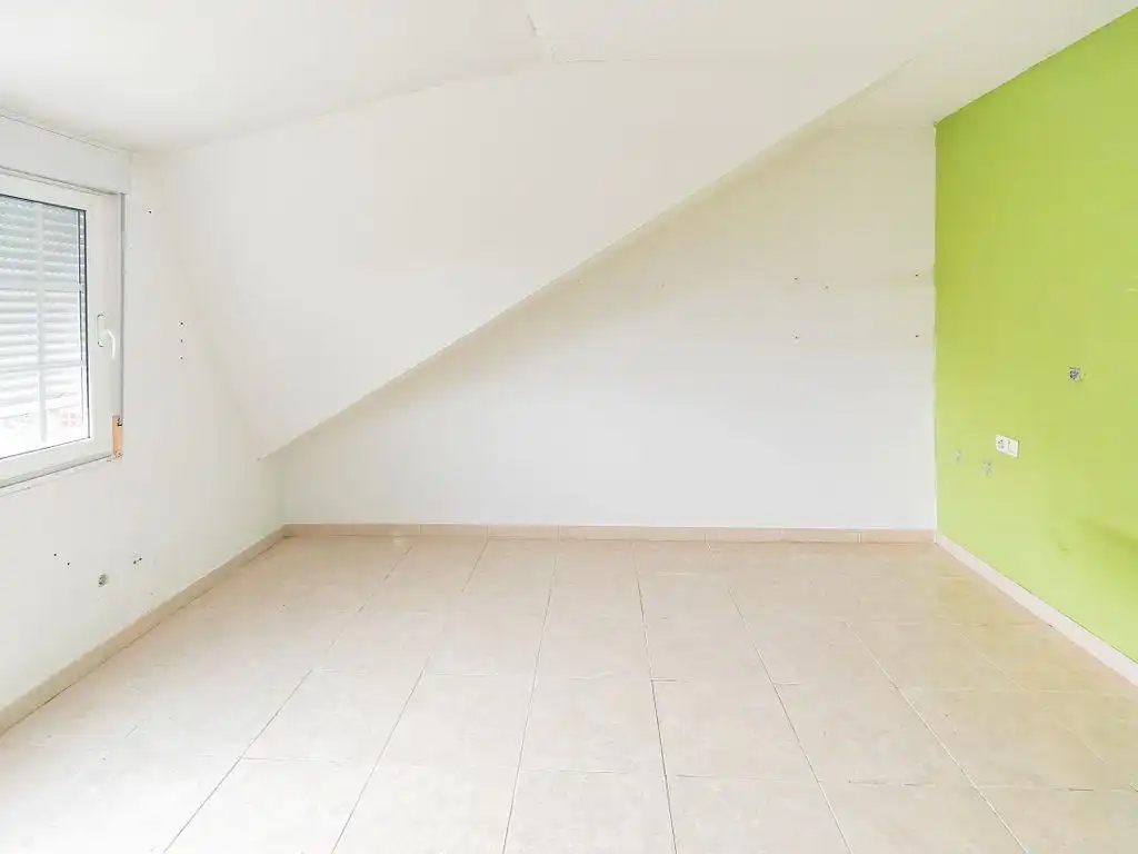Casa o xalet en venda en Outeiro de Rei amb Jardí privat