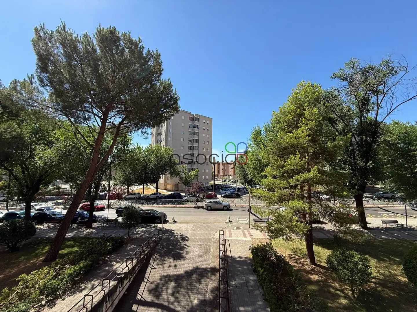 Vista exterior de Pis en venda en Guadalajara amb Calefacció i Terrassa