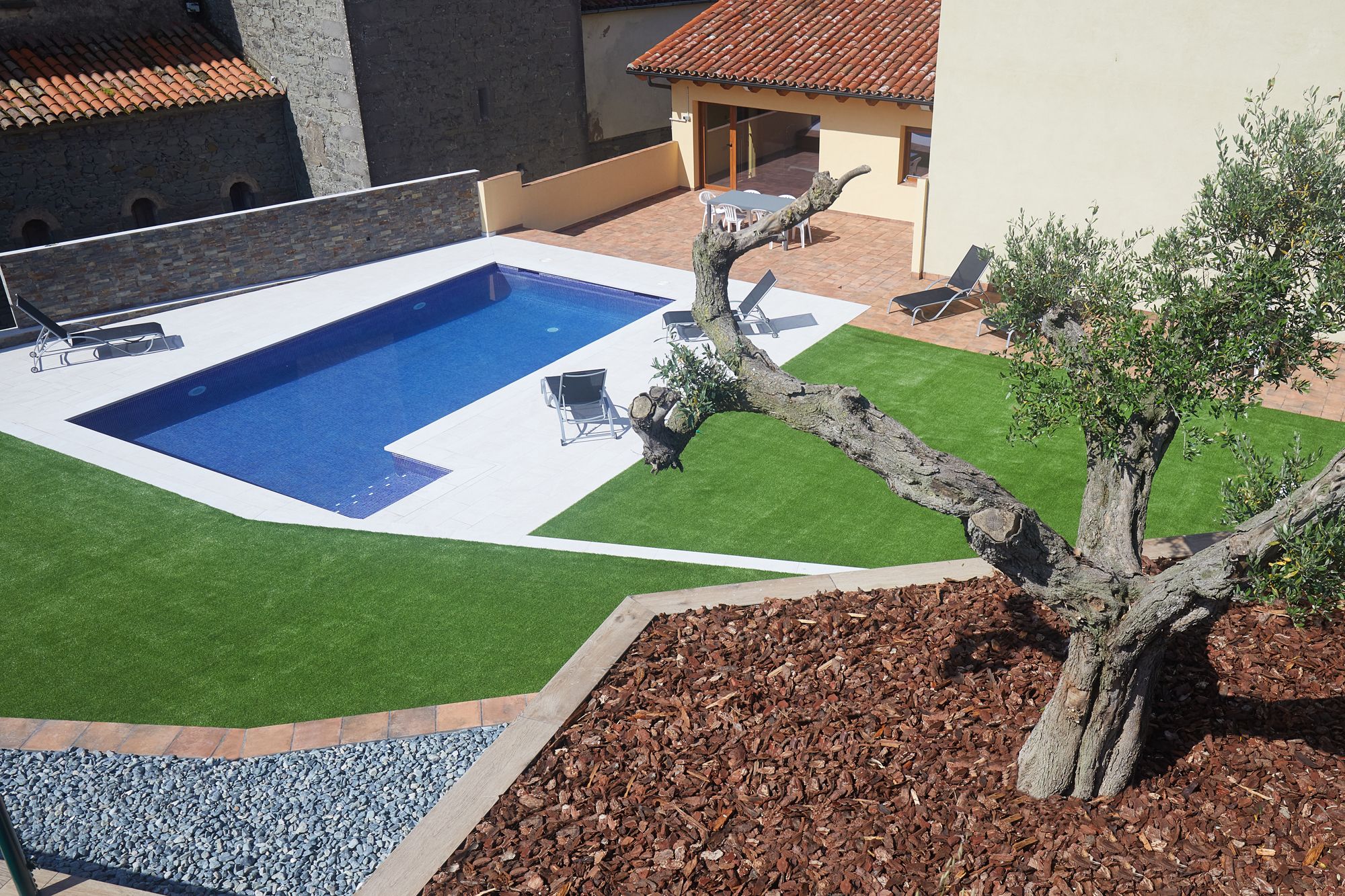 Piscina de Casa o xalet en venda en L'Esquirol amb Calefacció, Jardí privat i Terrassa