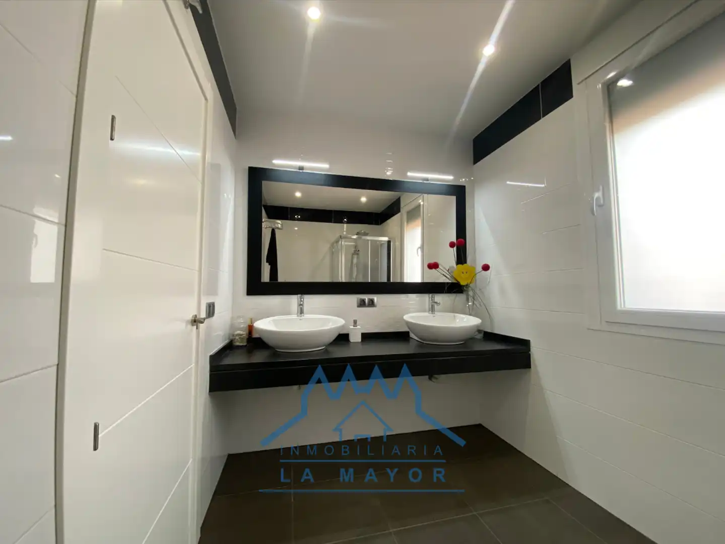 Bathroom of Houses for sale in Ciudad Real  with Air Conditioner, Private garden and Terrace